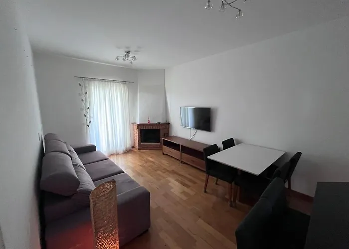Lindo Apto Com Varanda, Vista Maravilhosa E Lareira